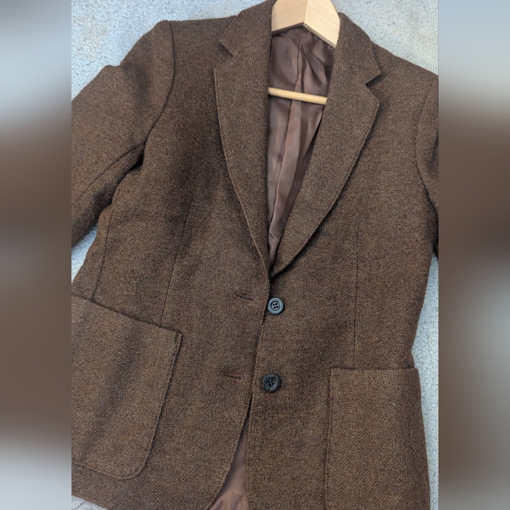 Blazer - Picture 2 of 3